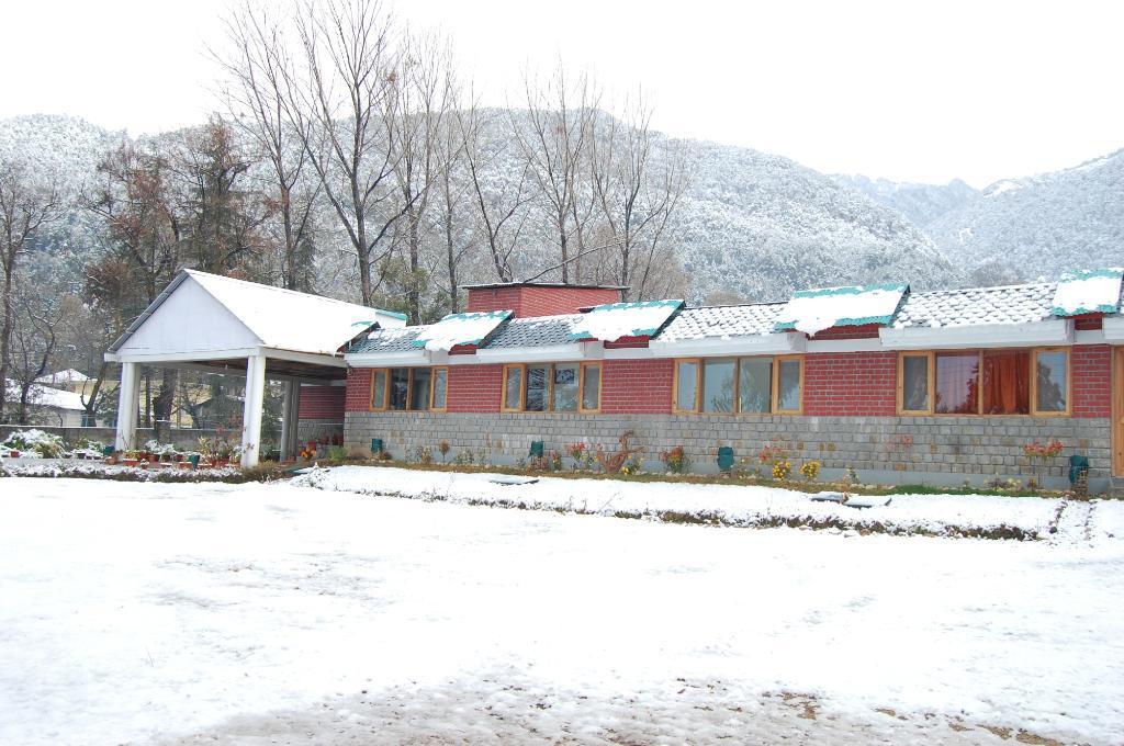 Tatva Bir Tents And Hotel Kangar Екстериор снимка