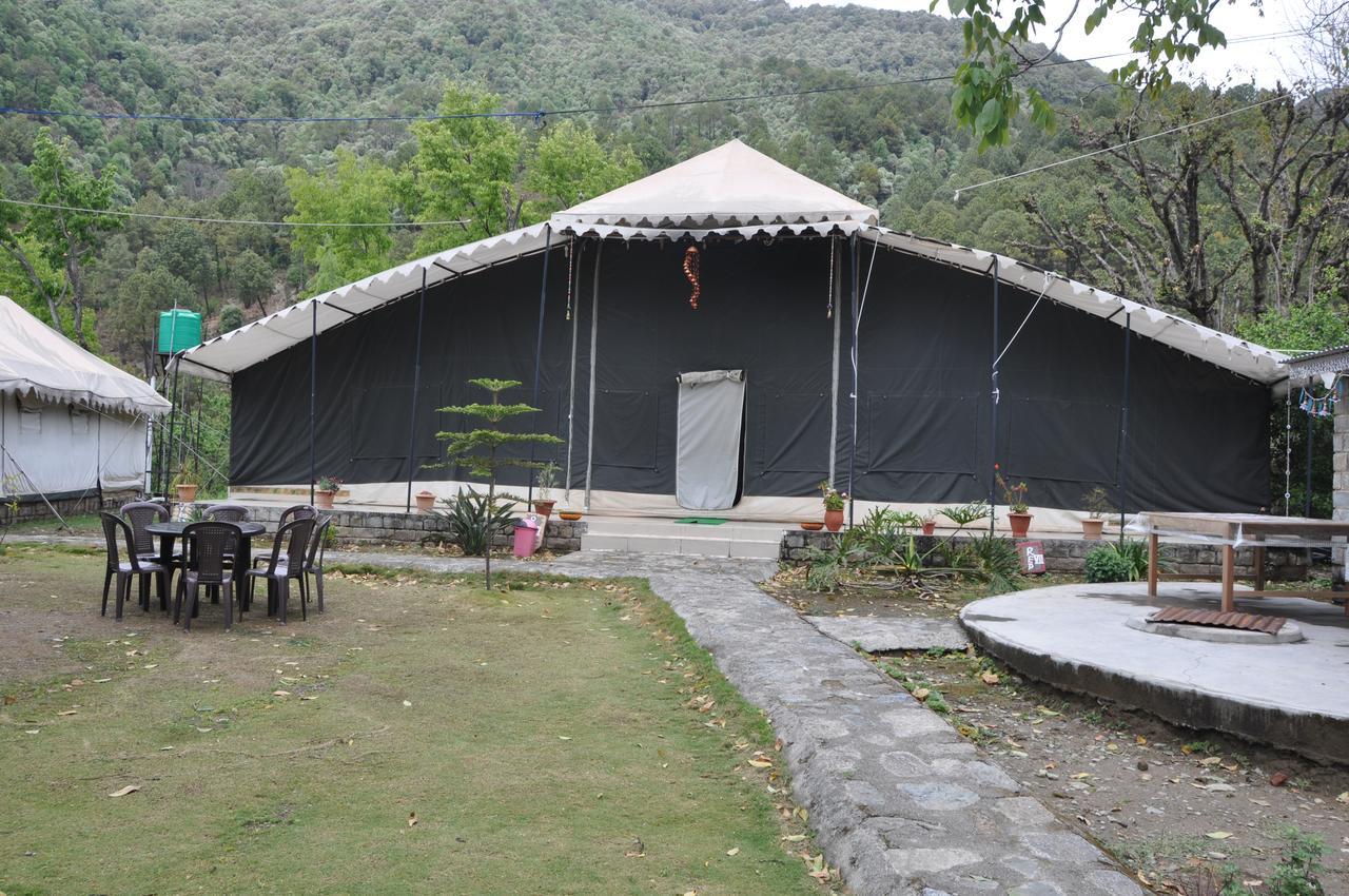 Tatva Bir Tents And Hotel Kangar Екстериор снимка