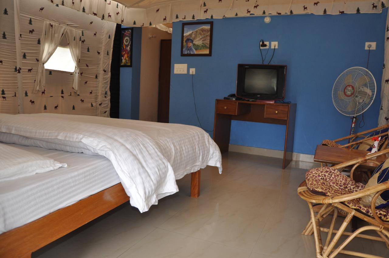 Tatva Bir Tents And Hotel Kangar Екстериор снимка