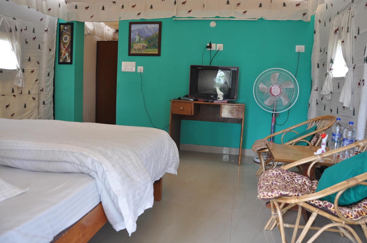Tatva Bir Tents And Hotel Kangar Екстериор снимка