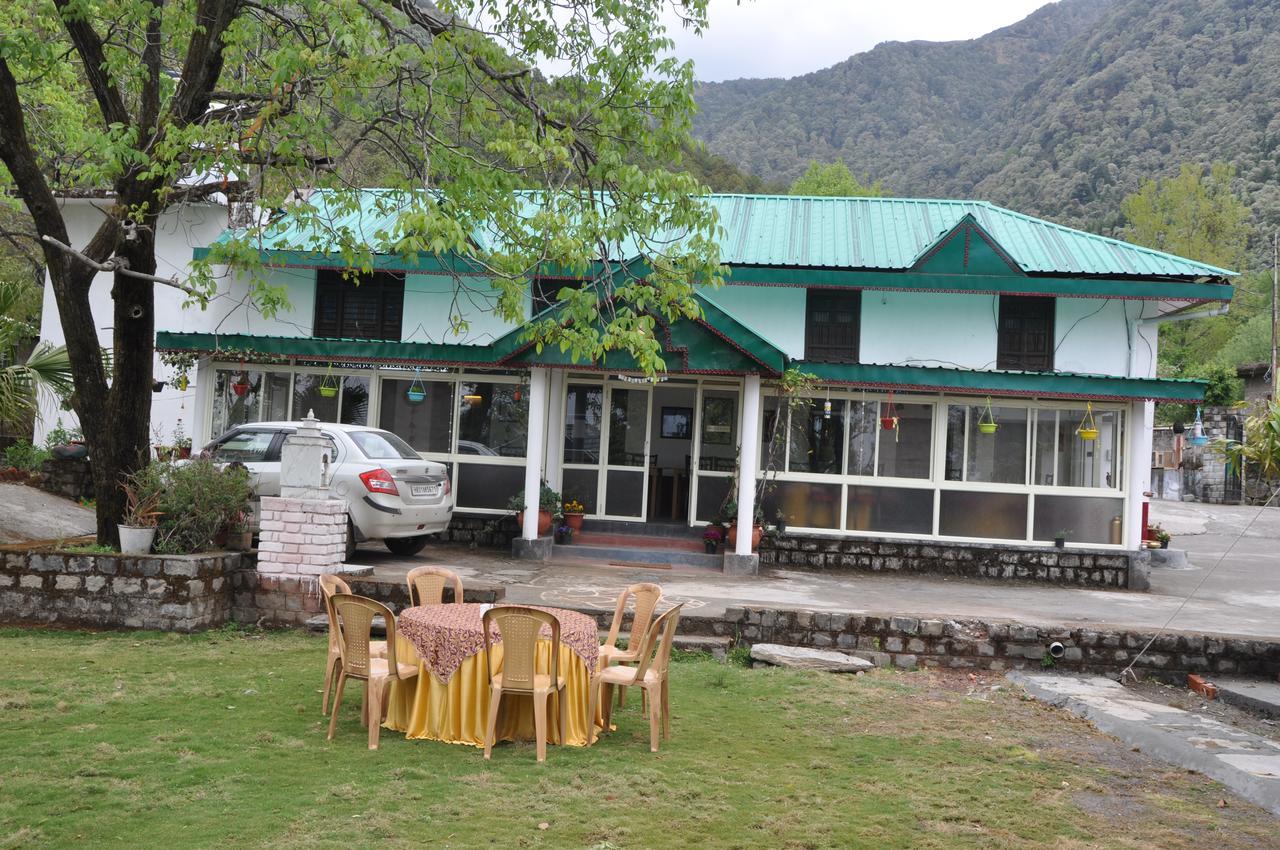 Tatva Bir Tents And Hotel Kangar Екстериор снимка