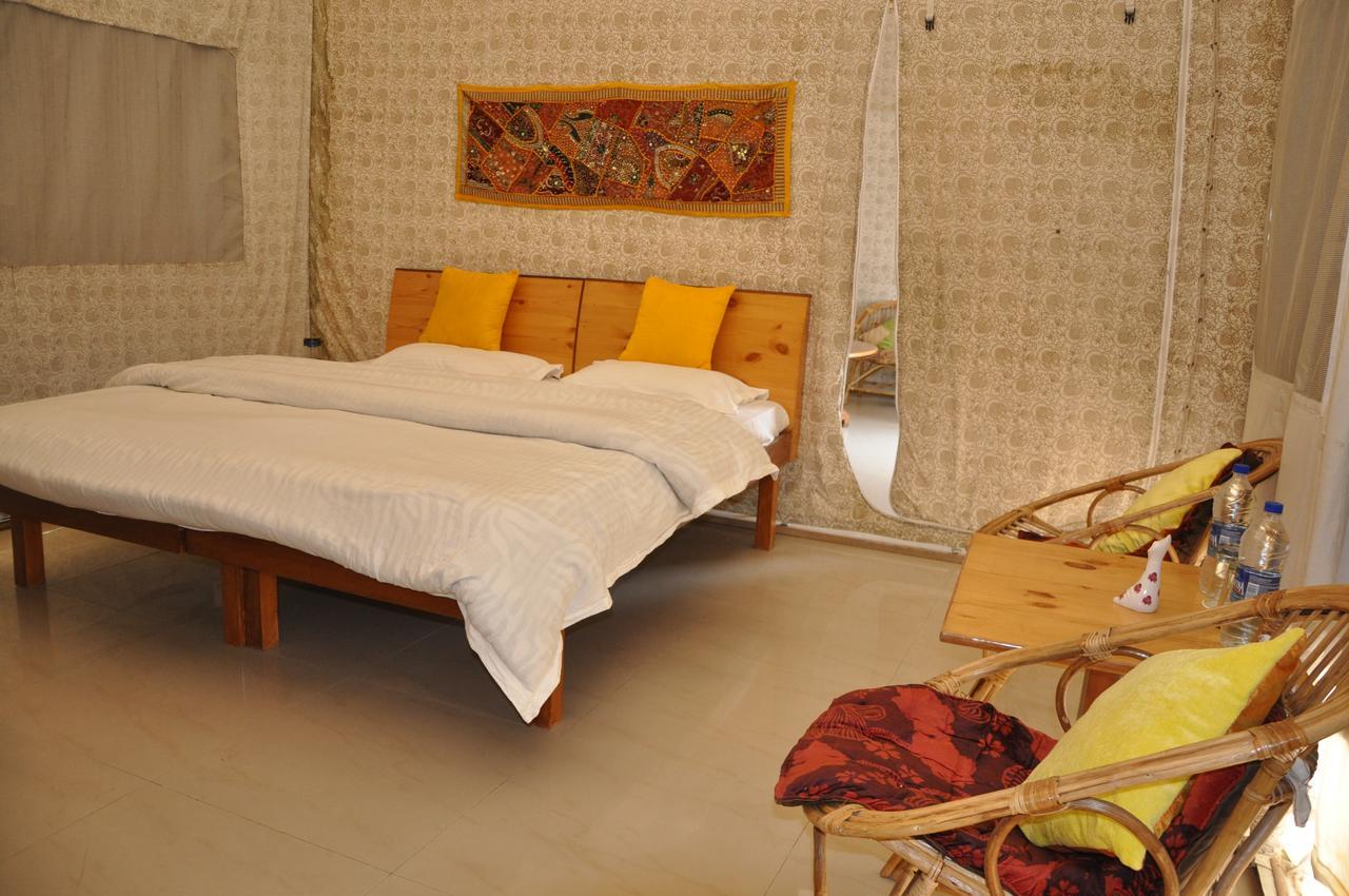 Tatva Bir Tents And Hotel Kangar Екстериор снимка